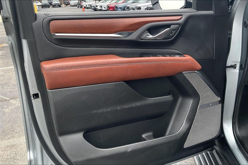 2023 GMC Yukon XL Denali Ultimate