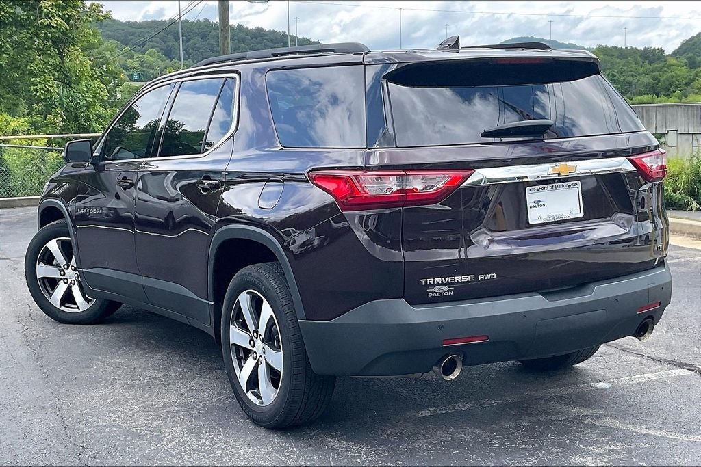 2021 Chevrolet Traverse LT Leather