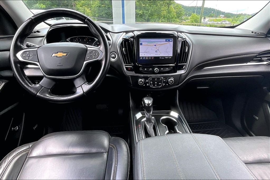 2021 Chevrolet Traverse LT Leather