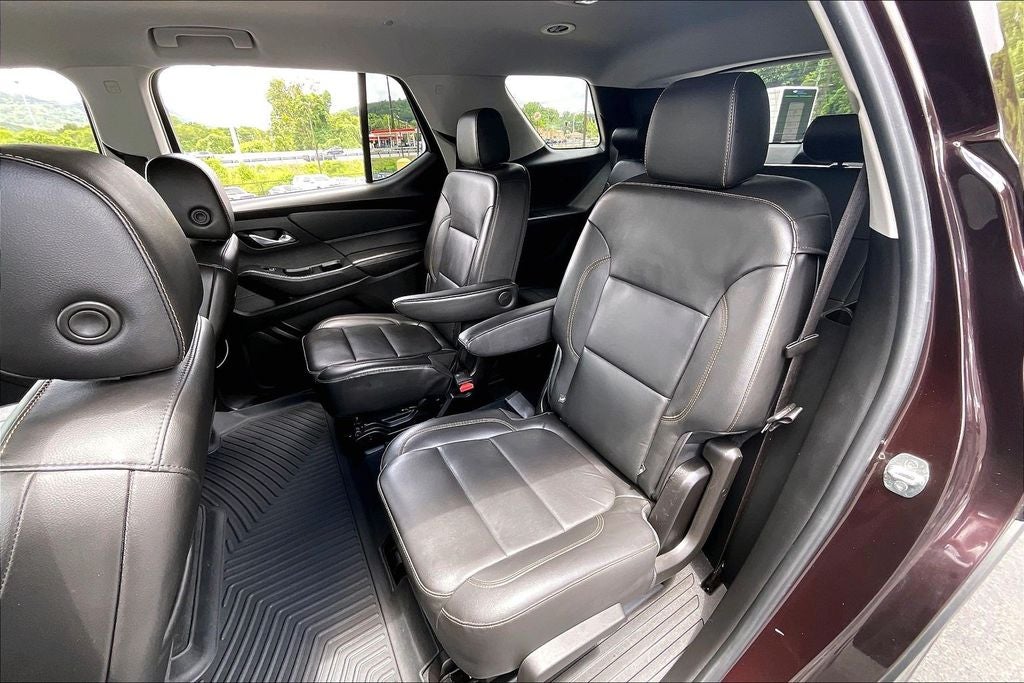 2021 Chevrolet Traverse LT Leather