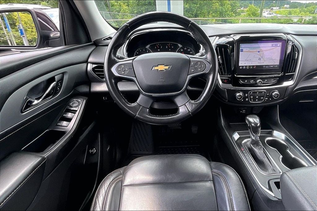 2021 Chevrolet Traverse LT Leather