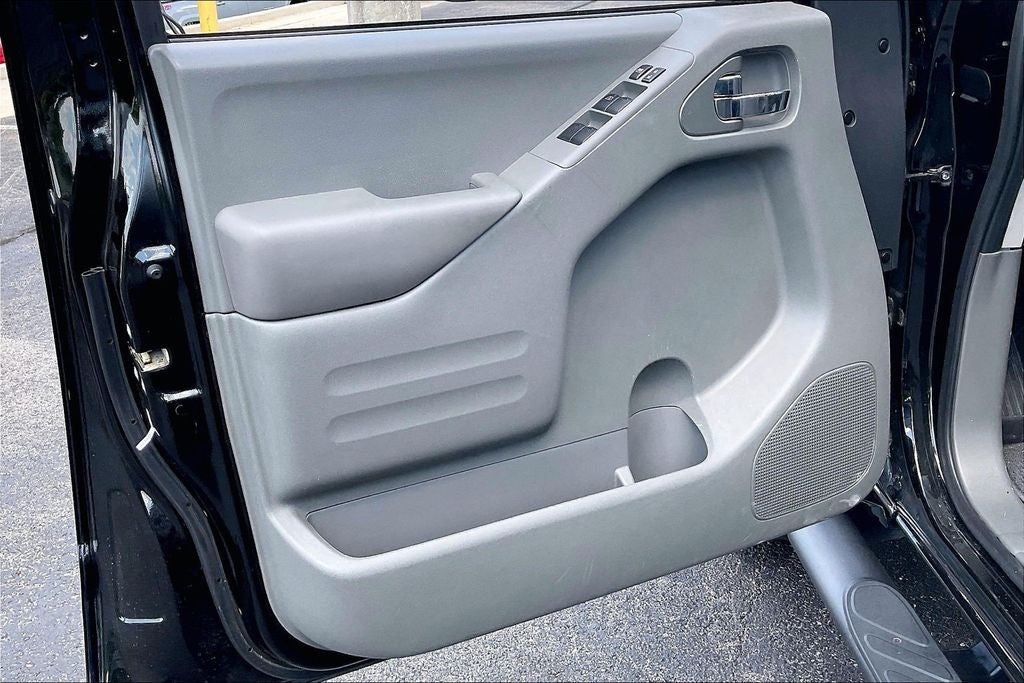 2021 Nissan Frontier SV