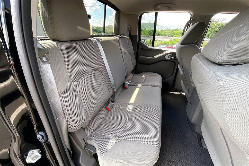 2021 Nissan Frontier SV