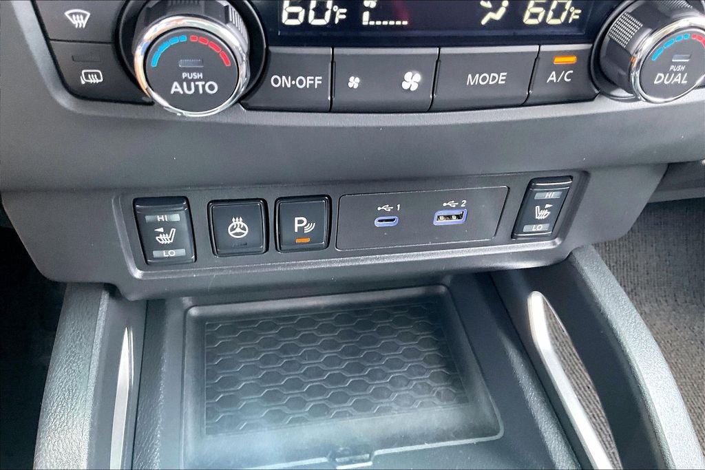 2024 Nissan Frontier SV