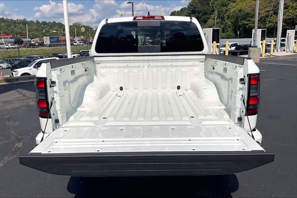 2024 Nissan Frontier PRO-X