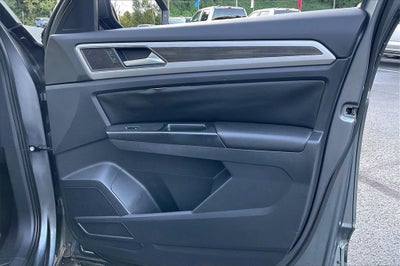 2018 Volkswagen Atlas 2.0T SE w/Technology