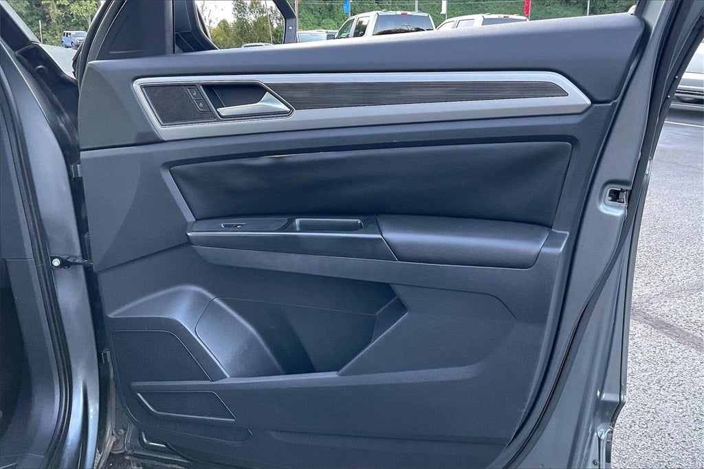 2018 Volkswagen Atlas 2.0T SE w/Technology