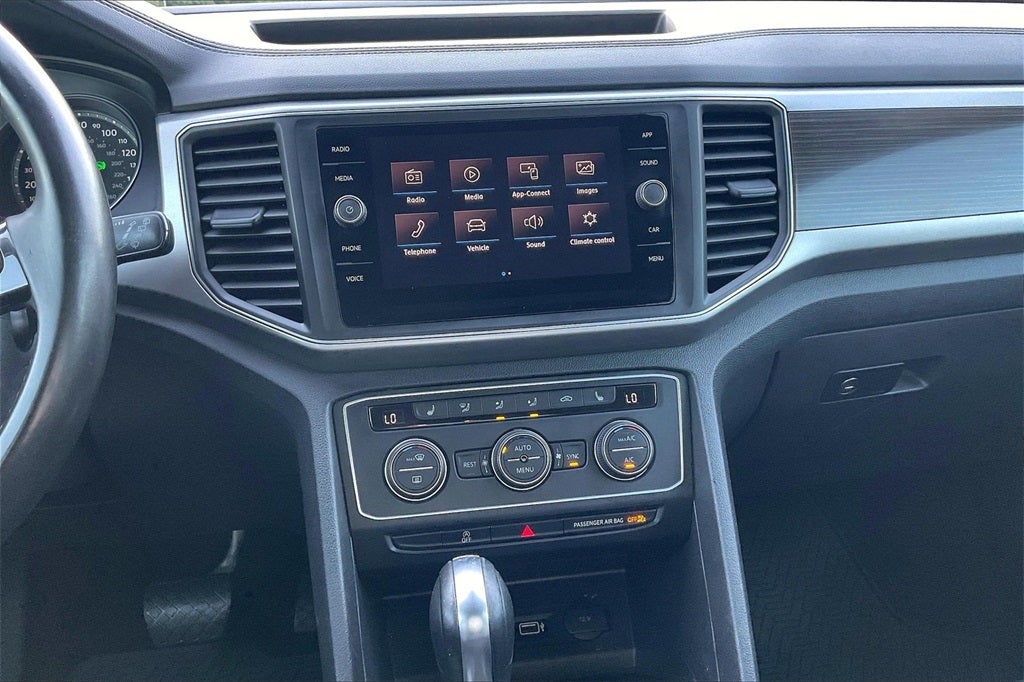 2018 Volkswagen Atlas 2.0T SE w/Technology