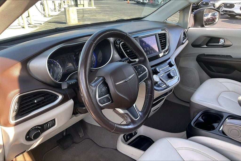 2020 Chrysler Voyager LXI