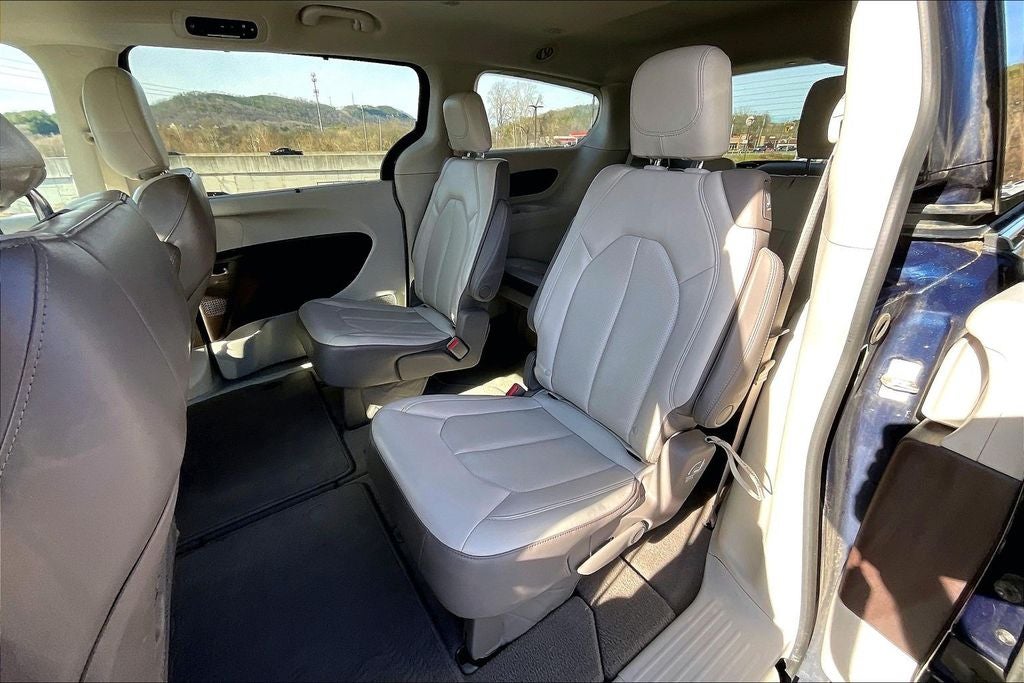 2020 Chrysler Voyager LXI