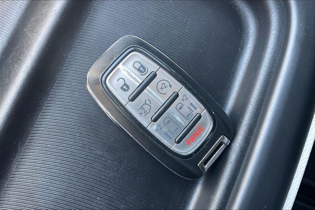 2020 Chrysler Pacifica Touring