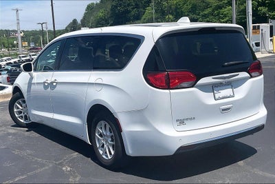 2020 Chrysler Pacifica Touring