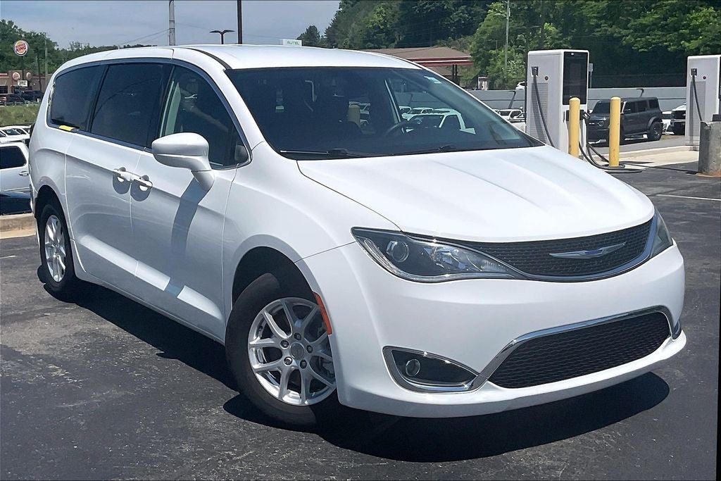 2020 Chrysler Pacifica Touring