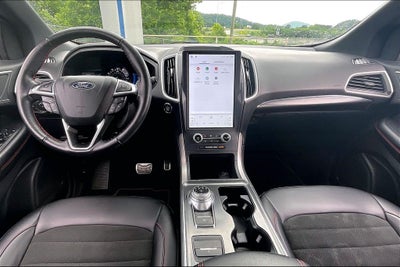 2022 Ford Edge ST Line