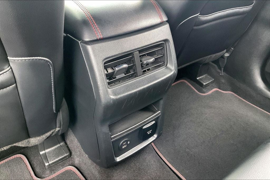 2022 Ford Edge ST Line