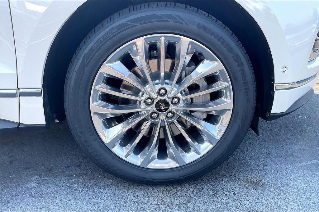2024 Ford Edge Titanium