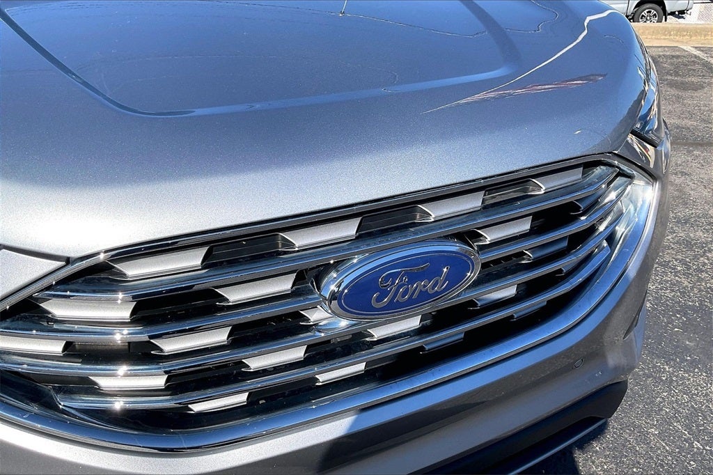 2024 Ford Edge Titanium