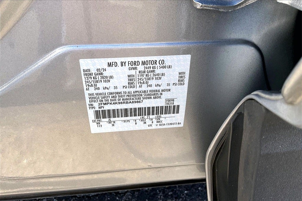 2024 Ford Edge Titanium