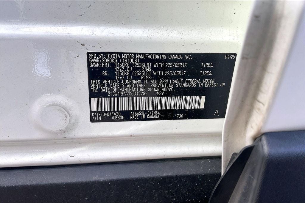 2025 Toyota RAV4 XLE