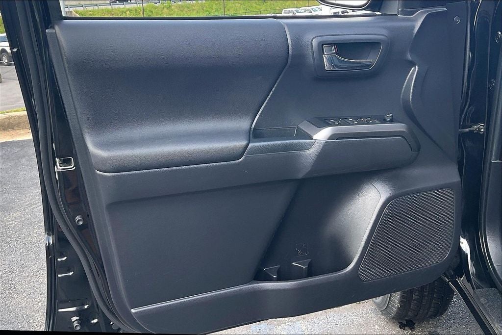 2022 Toyota Tacoma TRD Off-Road V6