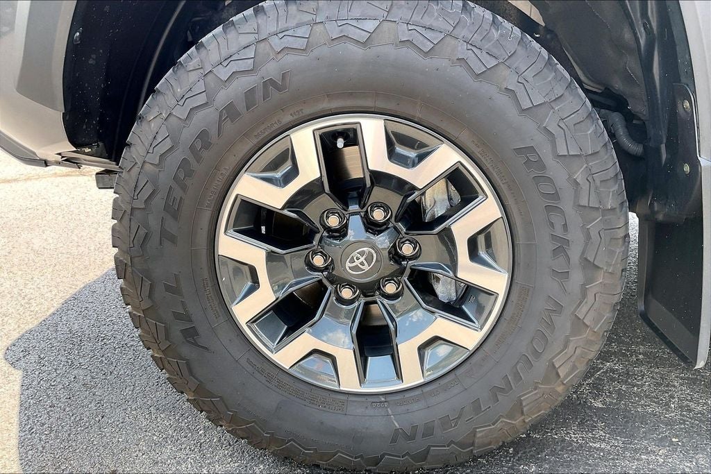 2023 Toyota Tacoma TRD Off-Road V6