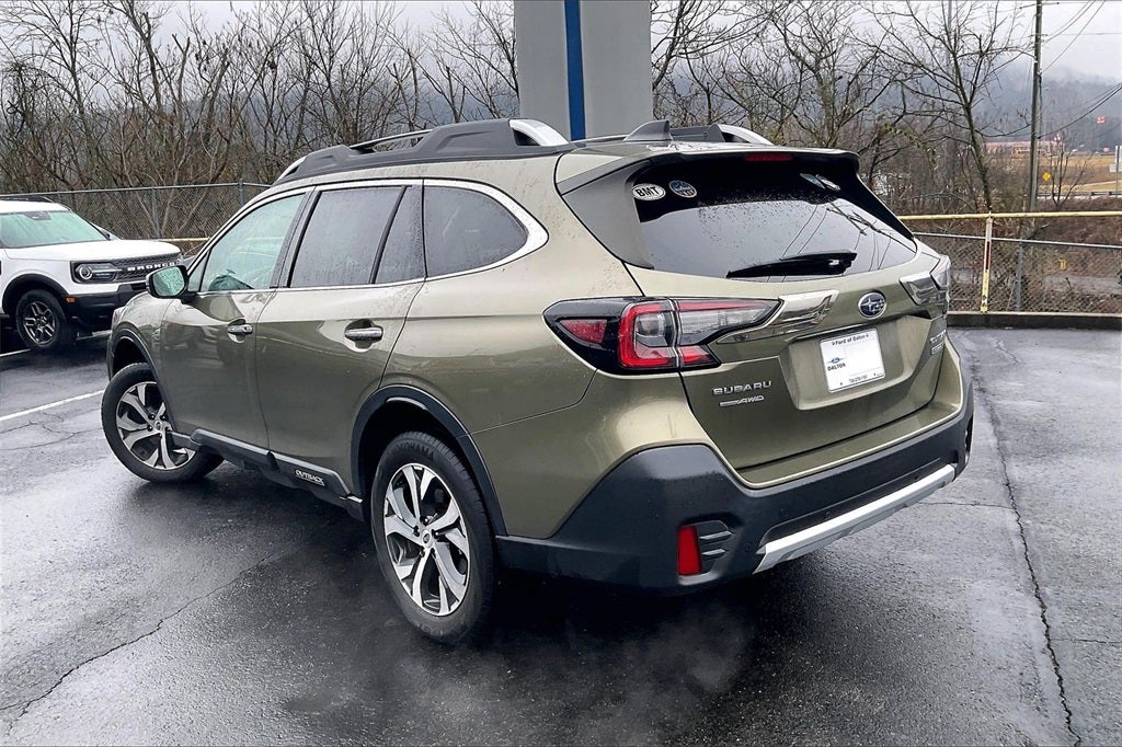 2022 Subaru Outback Touring