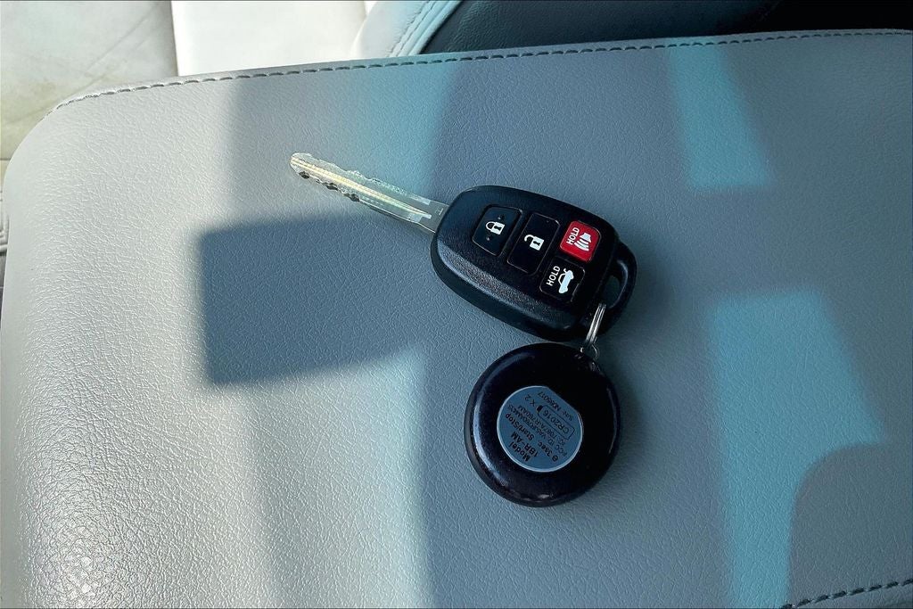 2016 Toyota Camry XLE