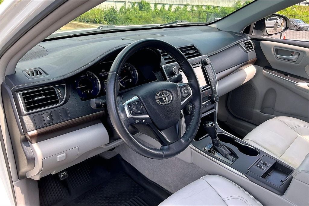 2016 Toyota Camry XLE