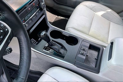 2016 Toyota Camry XLE