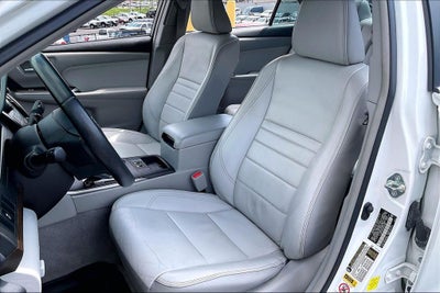 2016 Toyota Camry XLE