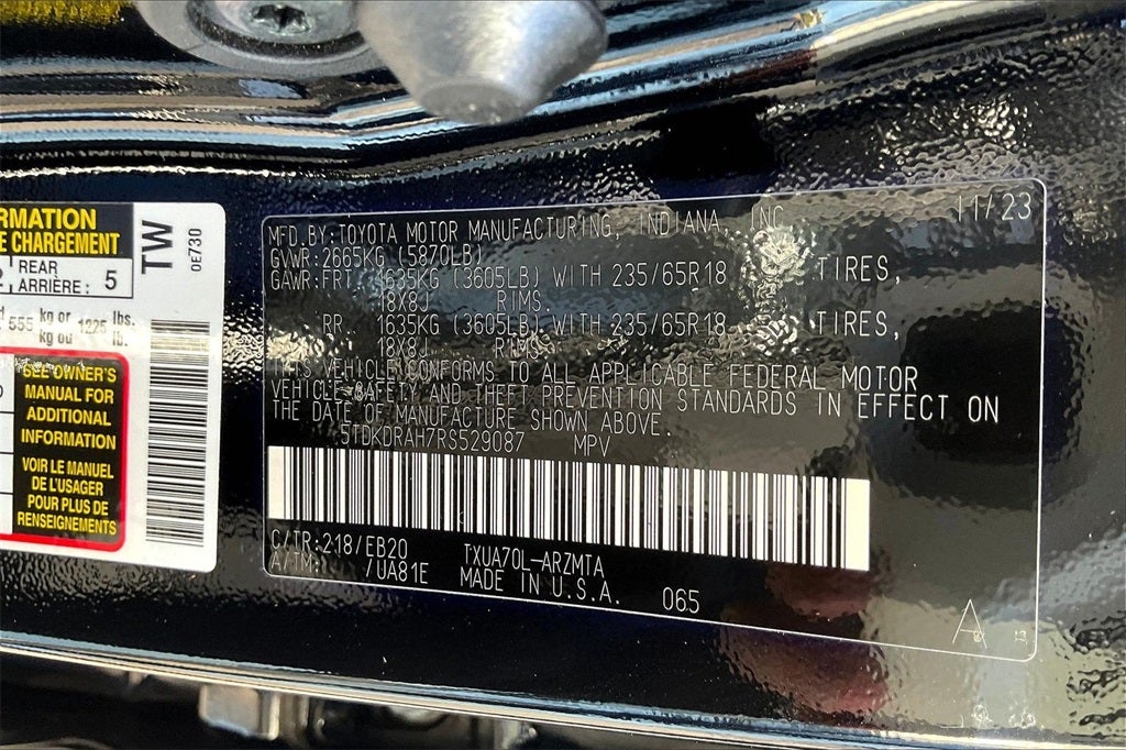 2024 Toyota Highlander LE