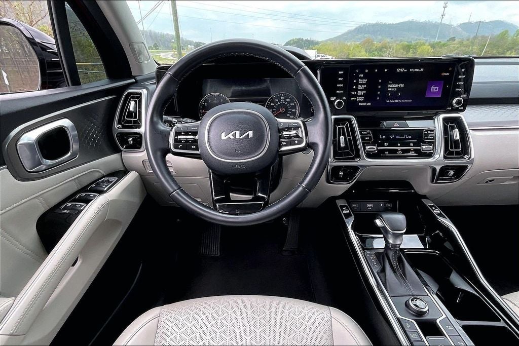 2022 Kia Sorento SX
