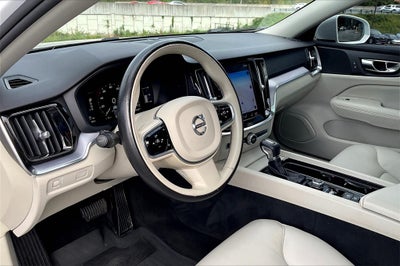 2019 Volvo S60 T6 Momentum