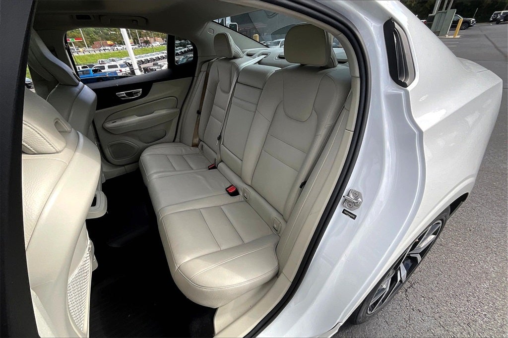 2019 Volvo S60 T6 Momentum