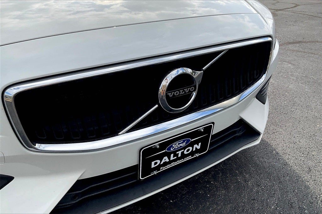 2019 Volvo S60 T6 Momentum