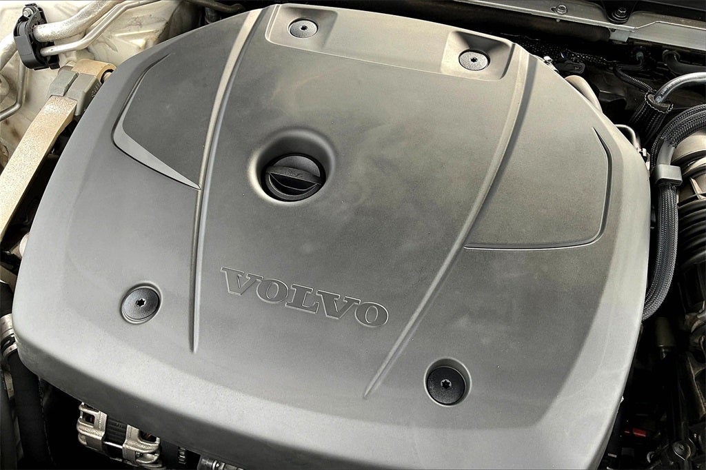 2019 Volvo S60 T6 Momentum