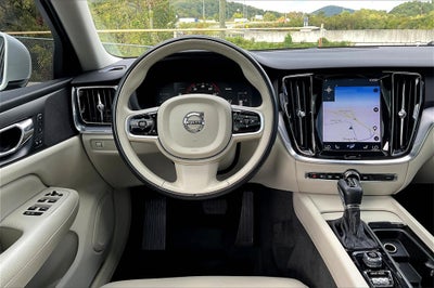 2019 Volvo S60 T6 Momentum