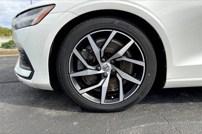 2019 Volvo S60 T6 Momentum