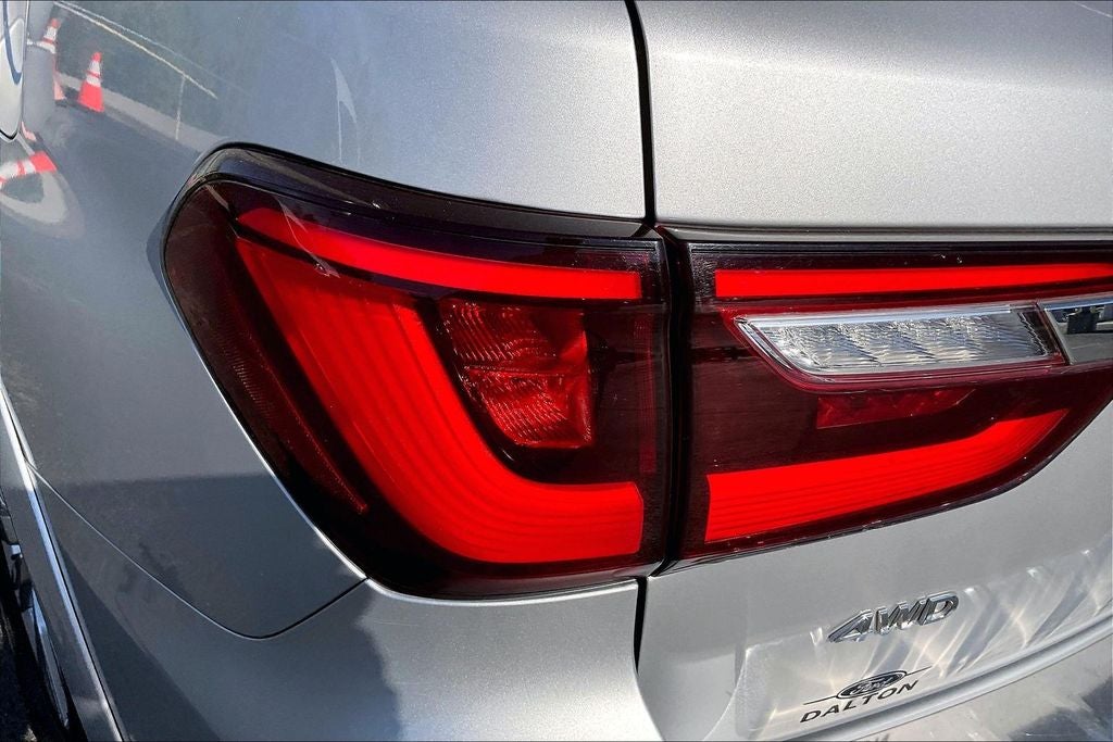2020 INFINITI QX80 LUXE