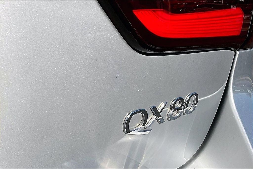 2020 INFINITI QX80 LUXE