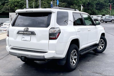 2022 Toyota 4Runner TRD Off-Road