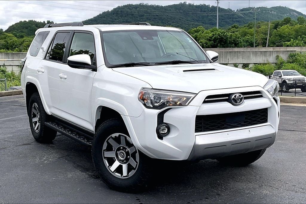 2022 Toyota 4Runner TRD Off-Road