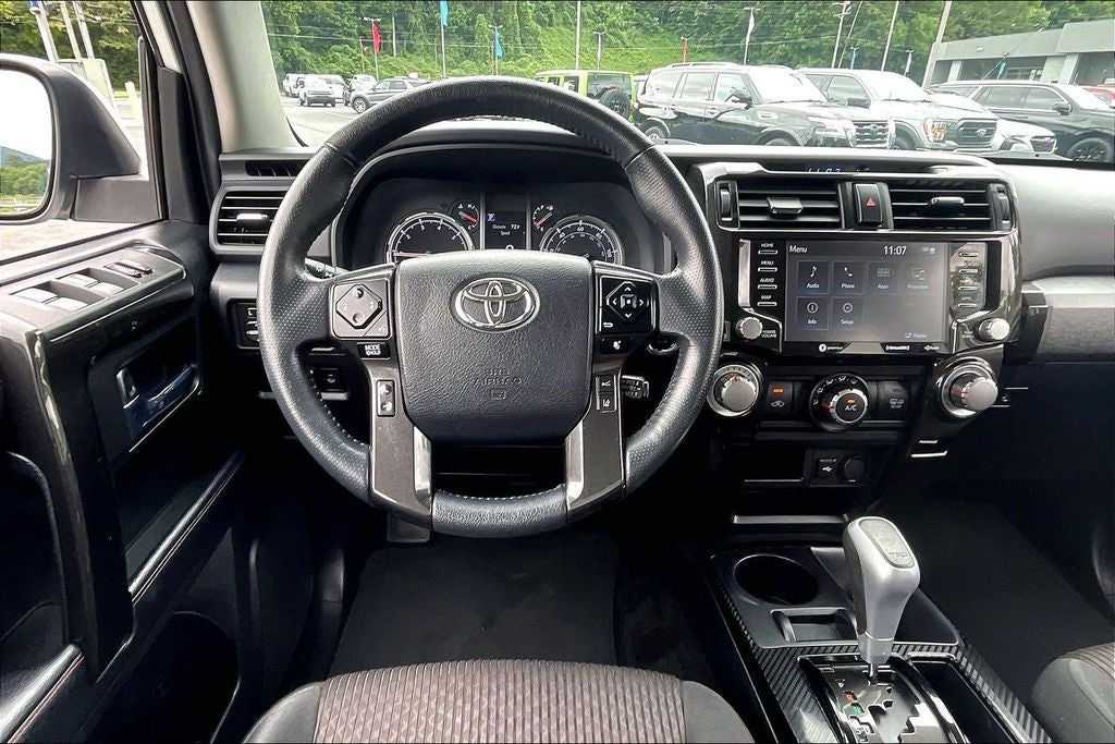 2022 Toyota 4Runner TRD Off-Road