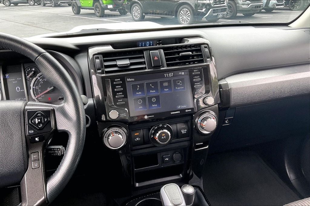 2022 Toyota 4Runner TRD Off-Road