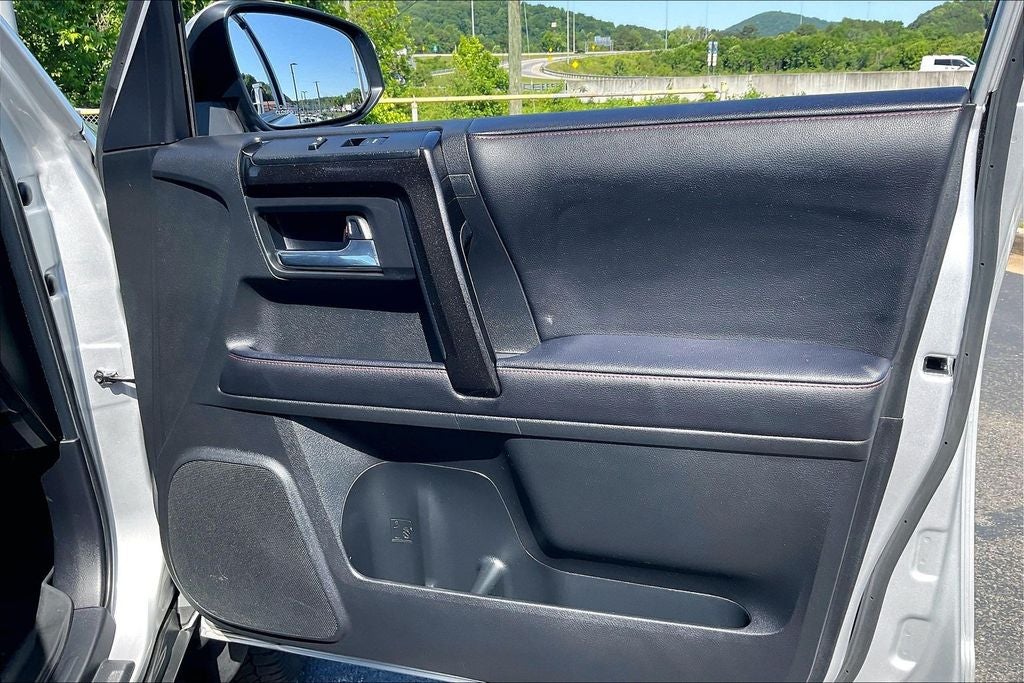 2023 Toyota 4Runner TRD Off-Road