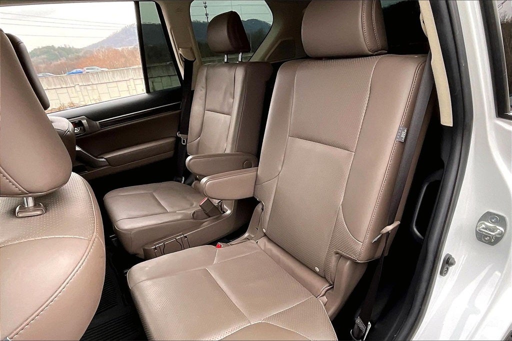 2023 Lexus GX 460 Luxury