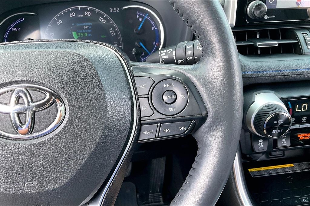 2020 Toyota RAV4 Hybrid XSE