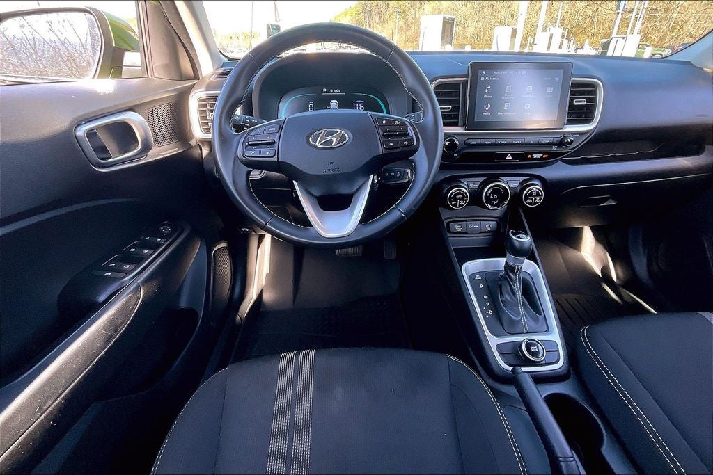 2023 Hyundai Venue SEL