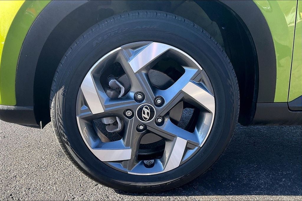 2023 Hyundai Venue SEL