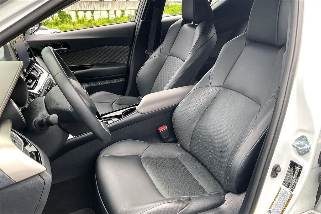2022 Toyota C-HR Limited